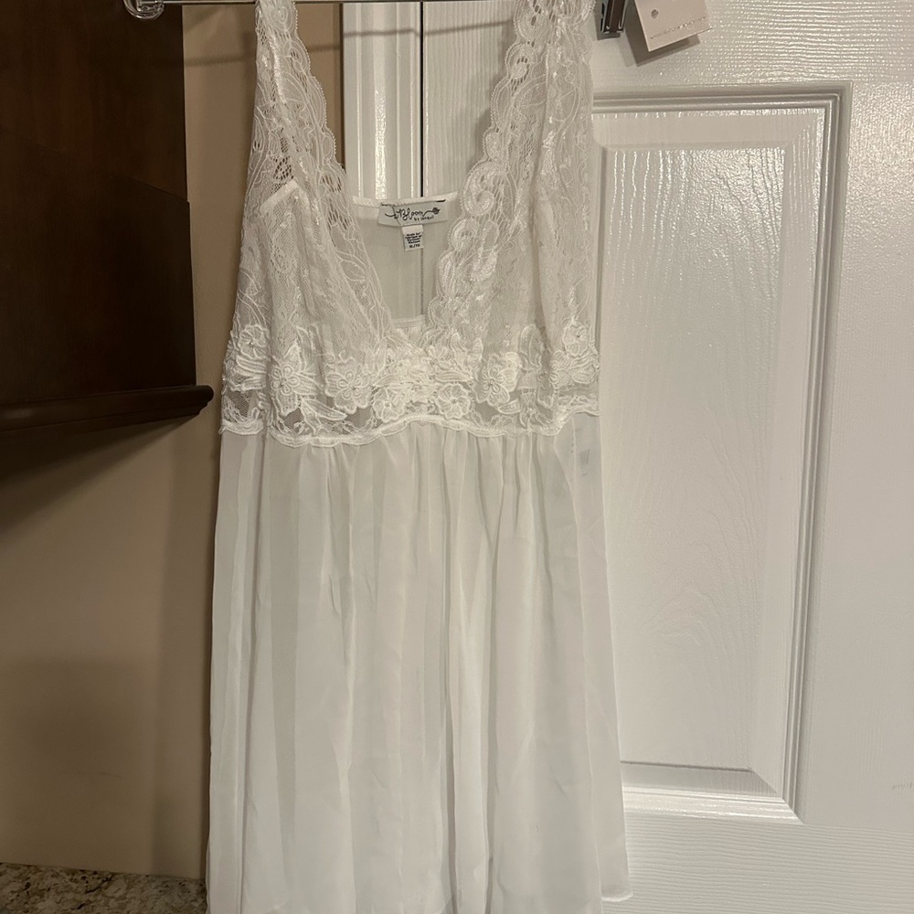 In Bloom Ivory Lace Chemise with Romantic Details